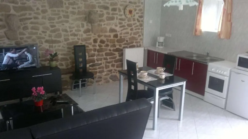Le Chene Pichard Apartment Quevert